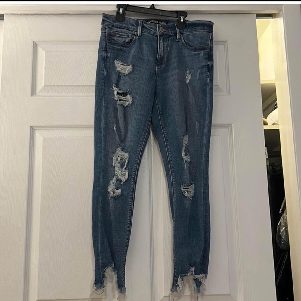 Ripped jeans
